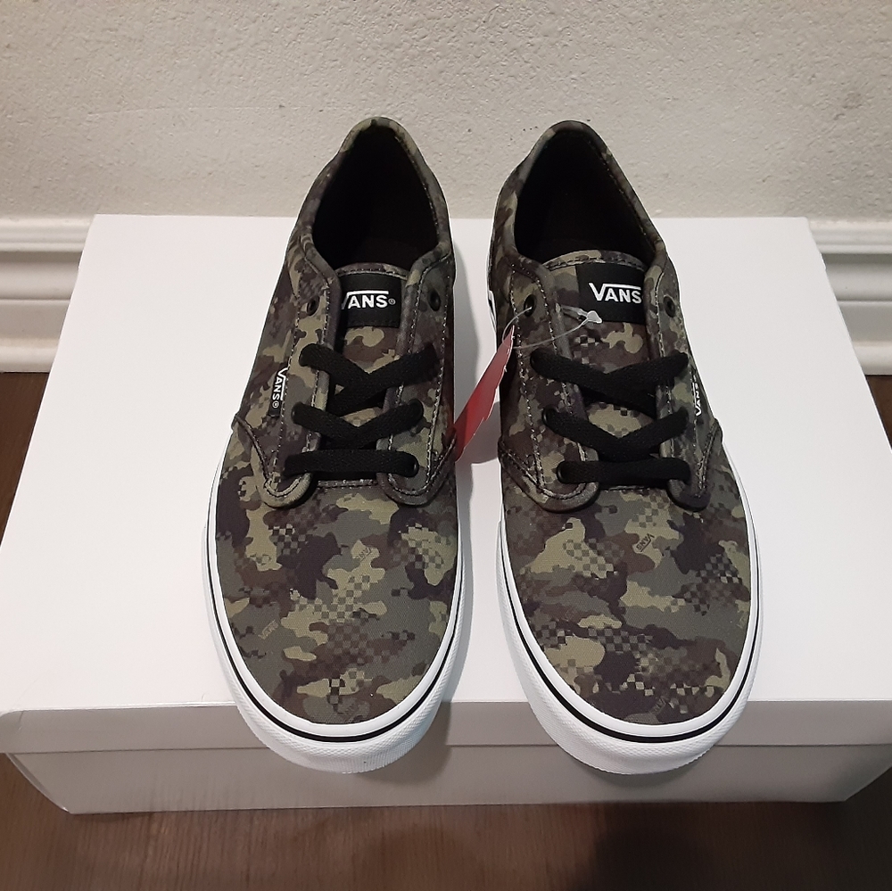 Vans - Picture 4 of 4